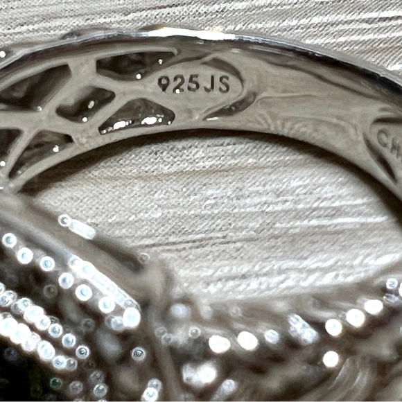 Designer Signed (JS) Sterling Silver Green Pave Diamond Ring, Size 7, 6.9g - Picture 5 of 8